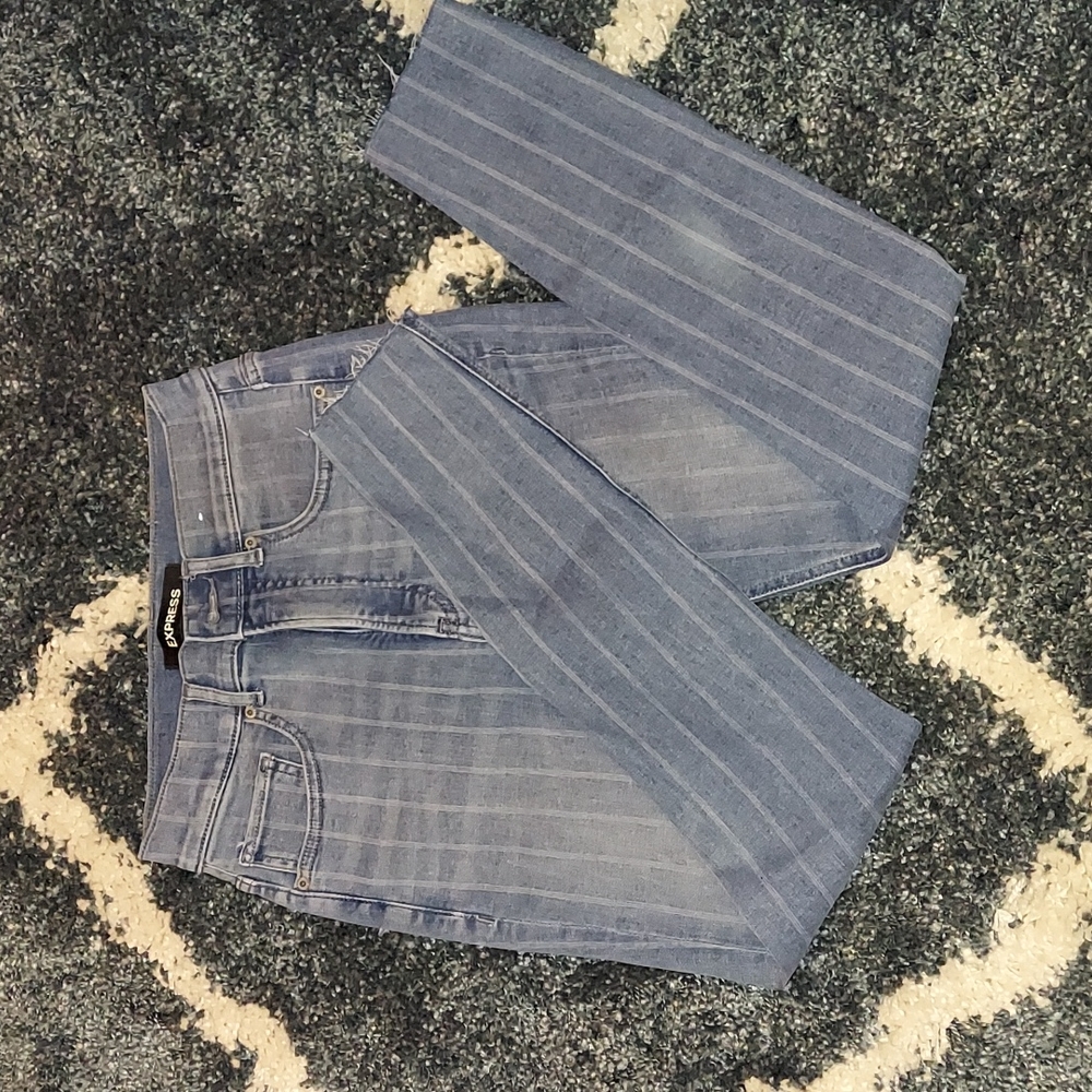 Light blue denim ankle legging, size 4R